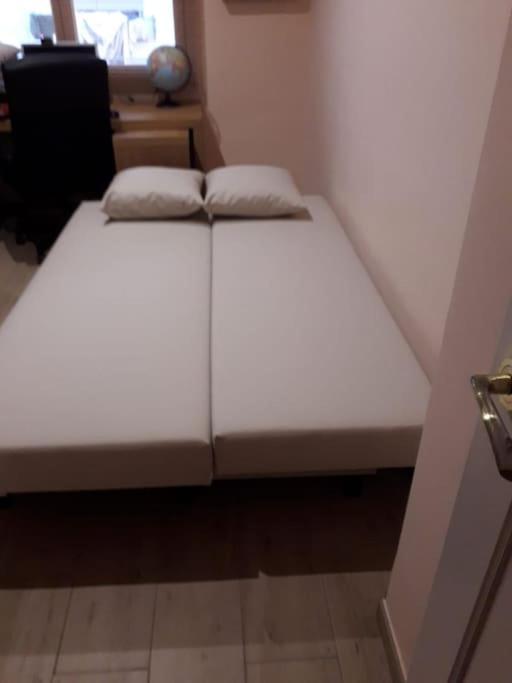 Apartamento De 3 Dormitorios 캠브릴스 외부 사진