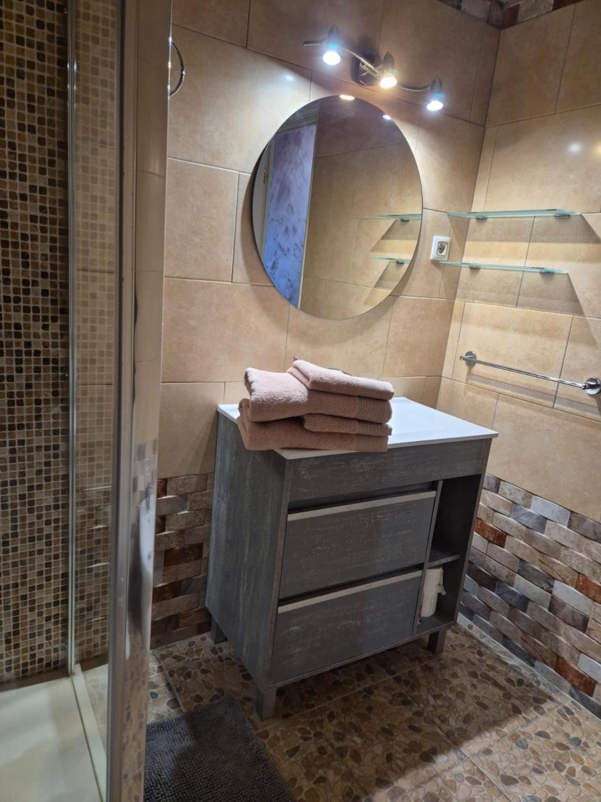 Apartamento De 3 Dormitorios 캠브릴스 외부 사진